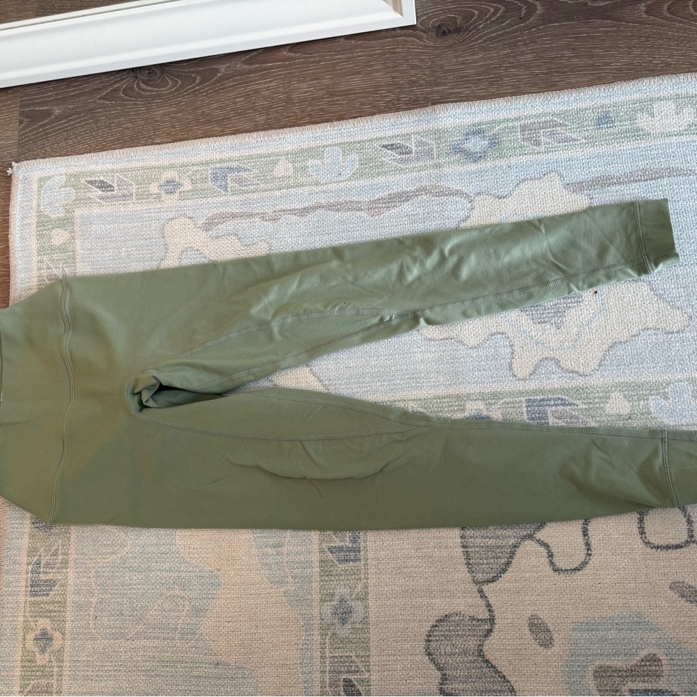 SET Active Olive Green Leggings